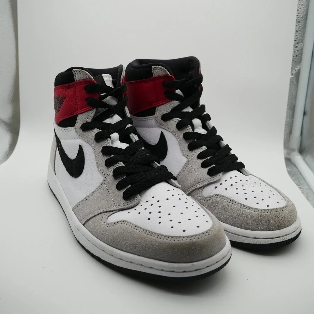 Nike‎ Air Jordan 1 Retro High OG Light Smoke Grey 555088-126 Mens 8.5 White Red